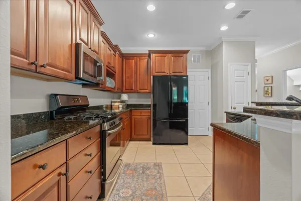 $2,900 | 118 Birchmont Drive, DeLand, FL 32724