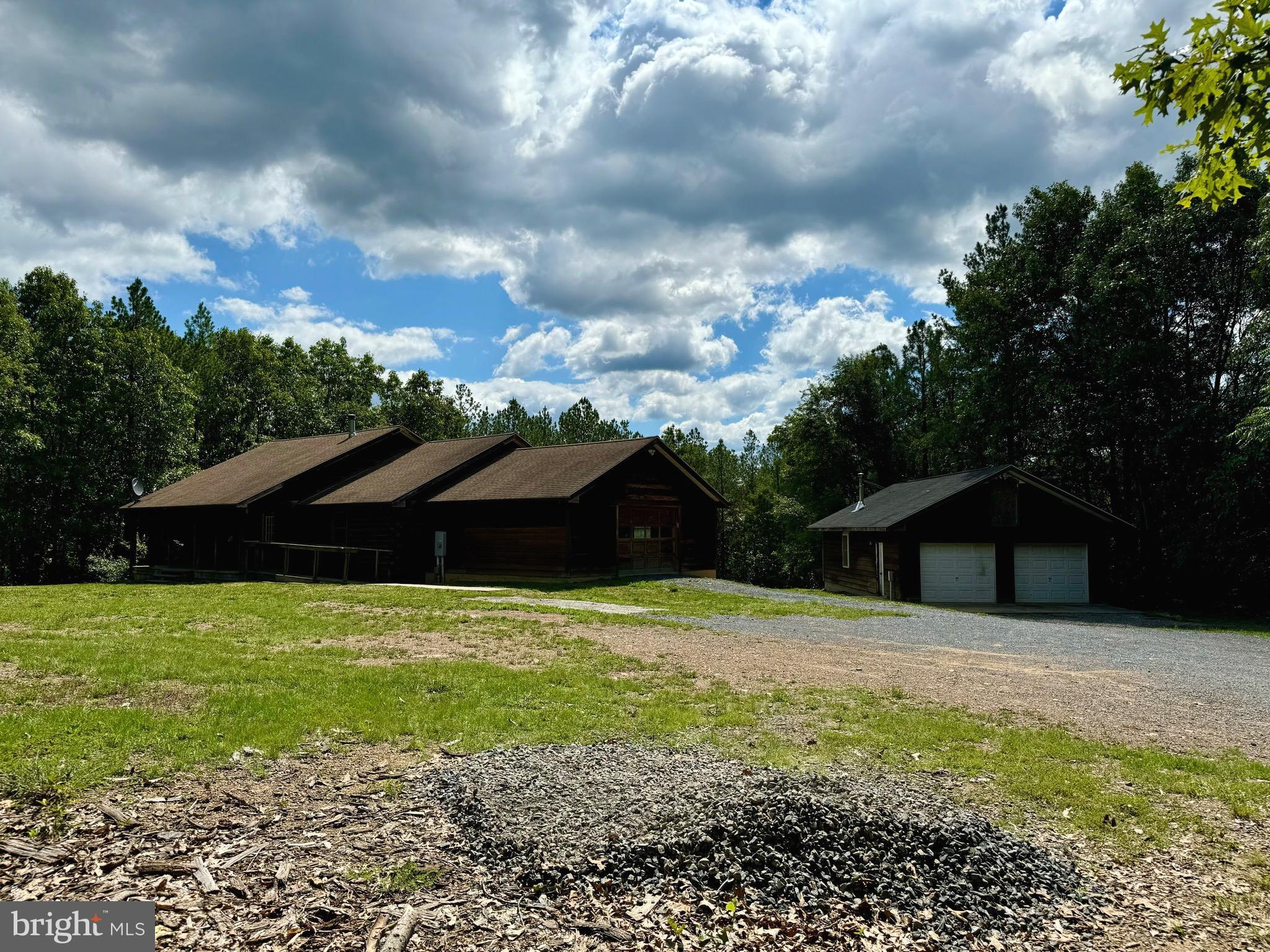 3804 Pious Ridge Road Berkeley Springs, WV 25411 - Photo 18 of 68 Gallery Image 18