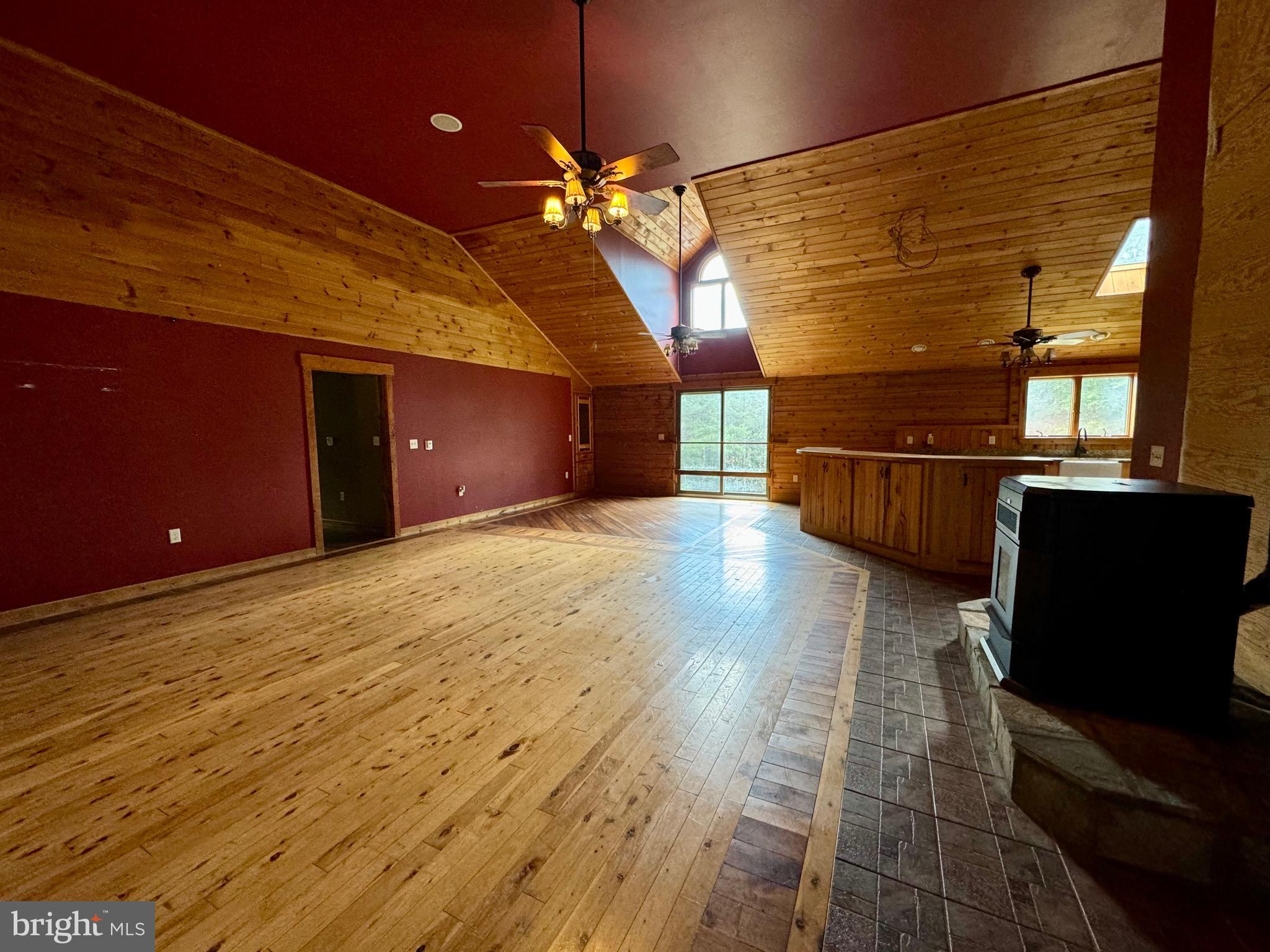 3804 Pious Ridge Road Berkeley Springs, WV 25411 - Photo 38 of 68 living room