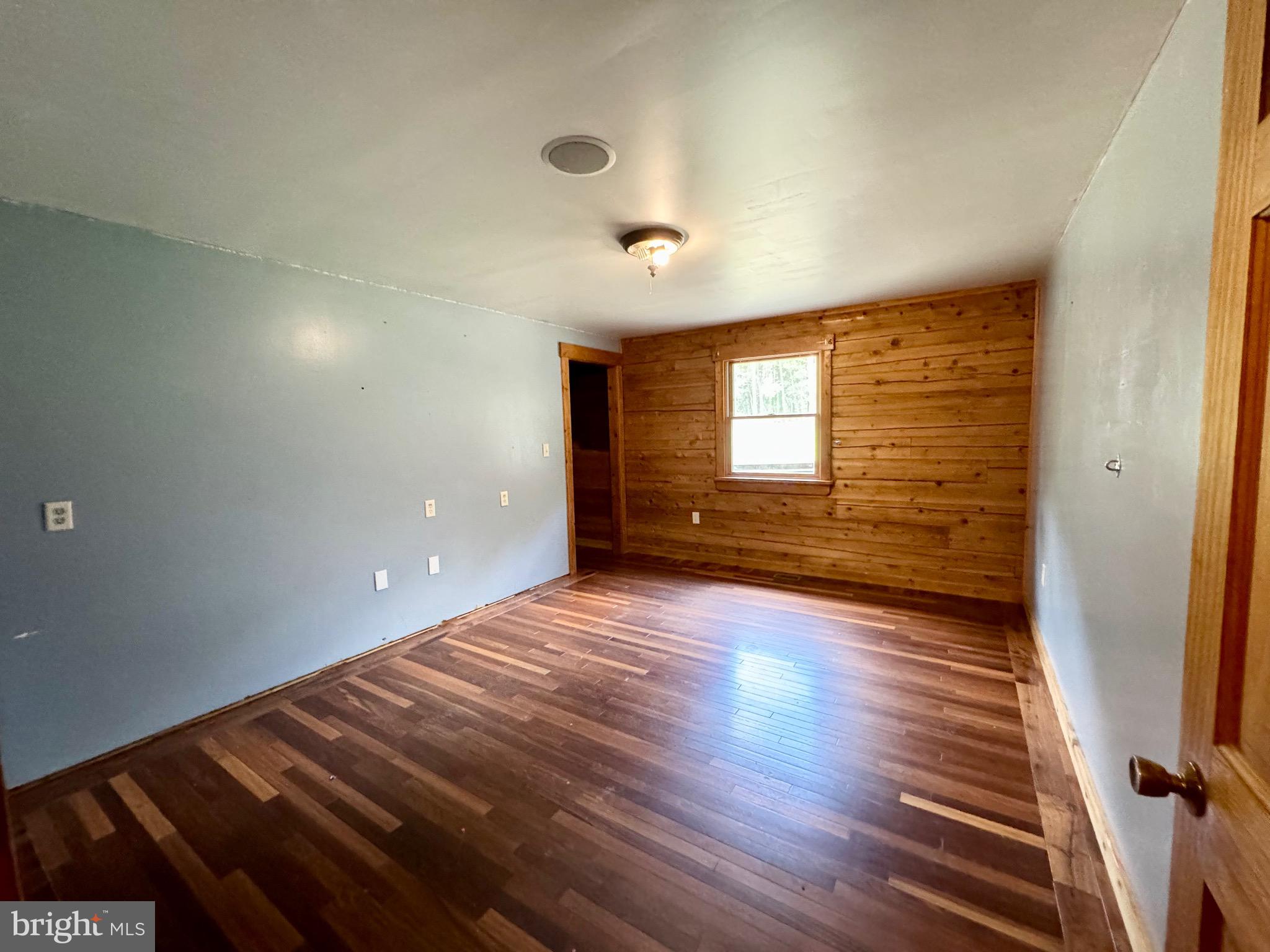 3804 Pious Ridge Road Berkeley Springs, WV 25411 - Photo 49 of 68 2nd bedroom
