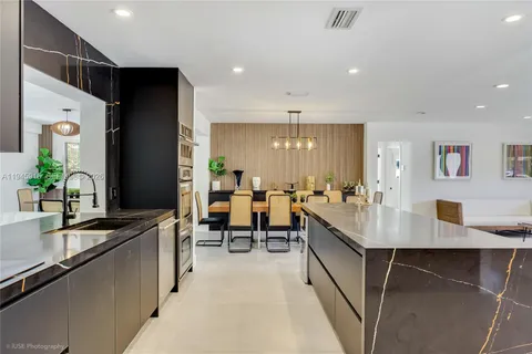 $1,795,000 | 1925 Northeast 208th Terrace, Miami, FL 33179