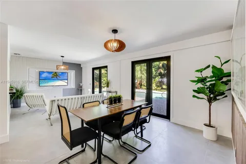 $1,795,000 | 1925 Northeast 208th Terrace, Miami, FL 33179