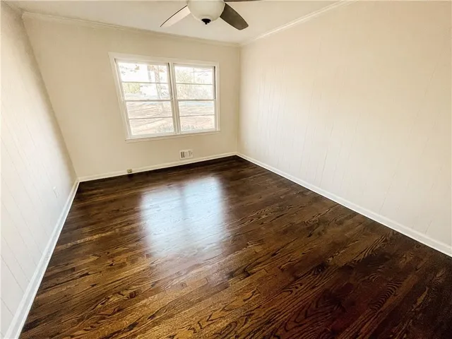 $2,400 | 359 North Victoria Road, Woodstock, GA 30189