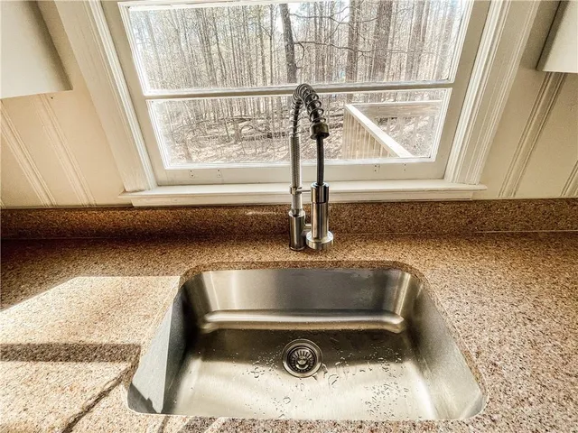 $2,400 | 359 North Victoria Road, Woodstock, GA 30189