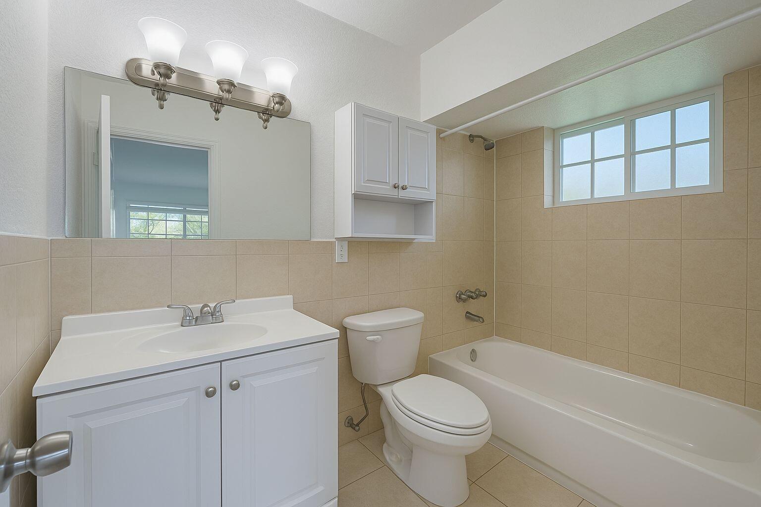 1671 Northeast 33rd Street, Unit 8 Pompano Beach, FL 33064 - Photo 4 of 16 16