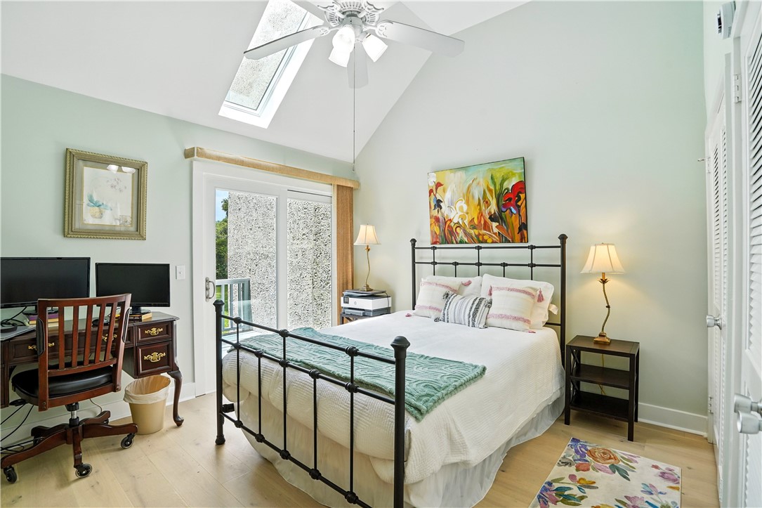 656 North Golf Villa Road St. Simons Island, GA 31522 - Photo 12 of 37