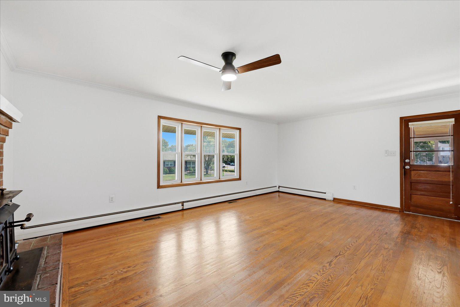 101 Locust Avenue Winchester, VA 22601 - Photo 7 of 47