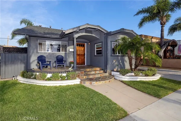 $1,175,000 | 314 St Joseph Avenue, Long Beach, CA 90814