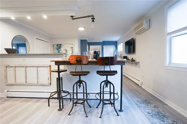 $2,600 | 603 Thames Street, Unit 1, Newport, RI 02840