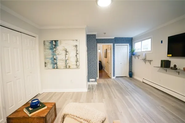 $2,600 | 603 Thames Street, Unit 1, Newport, RI 02840