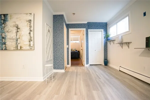 $2,600 | 603 Thames Street, Unit 1, Newport, RI 02840