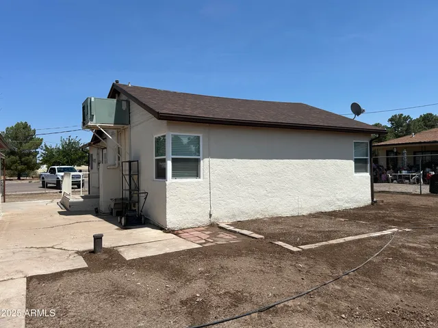 $216,000 | 232 South 100 East, Pima, AZ 85543