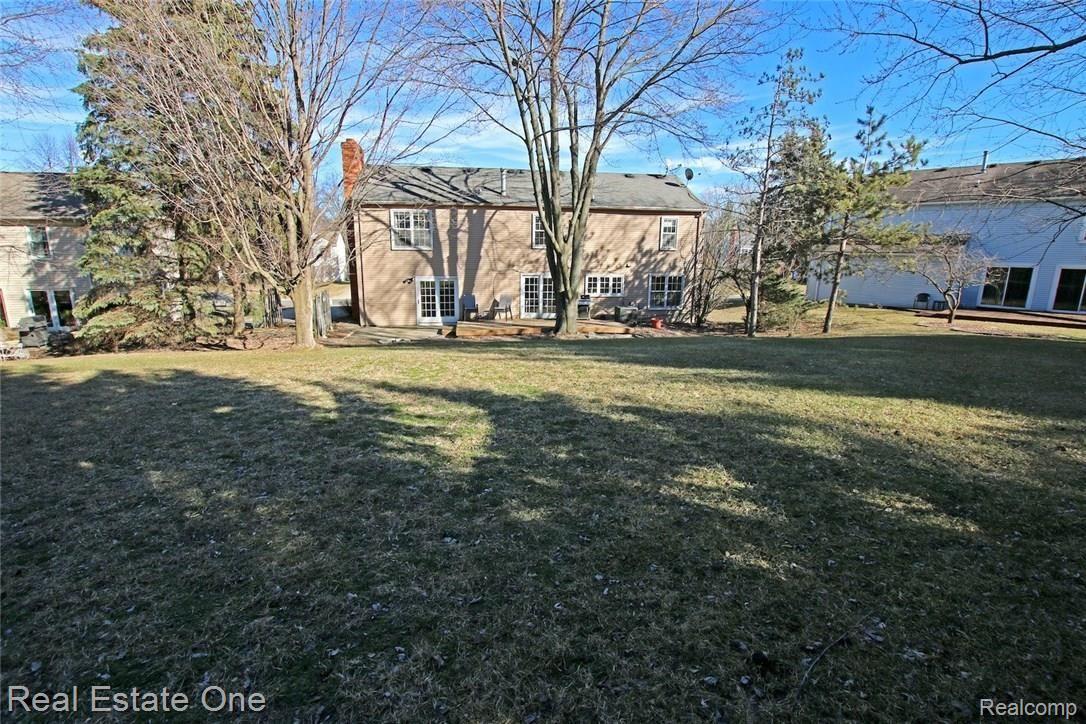 1345 East Fairview Lane Rochester, MI 48306 - Photo 57 of 58 57) Backyard.jpg