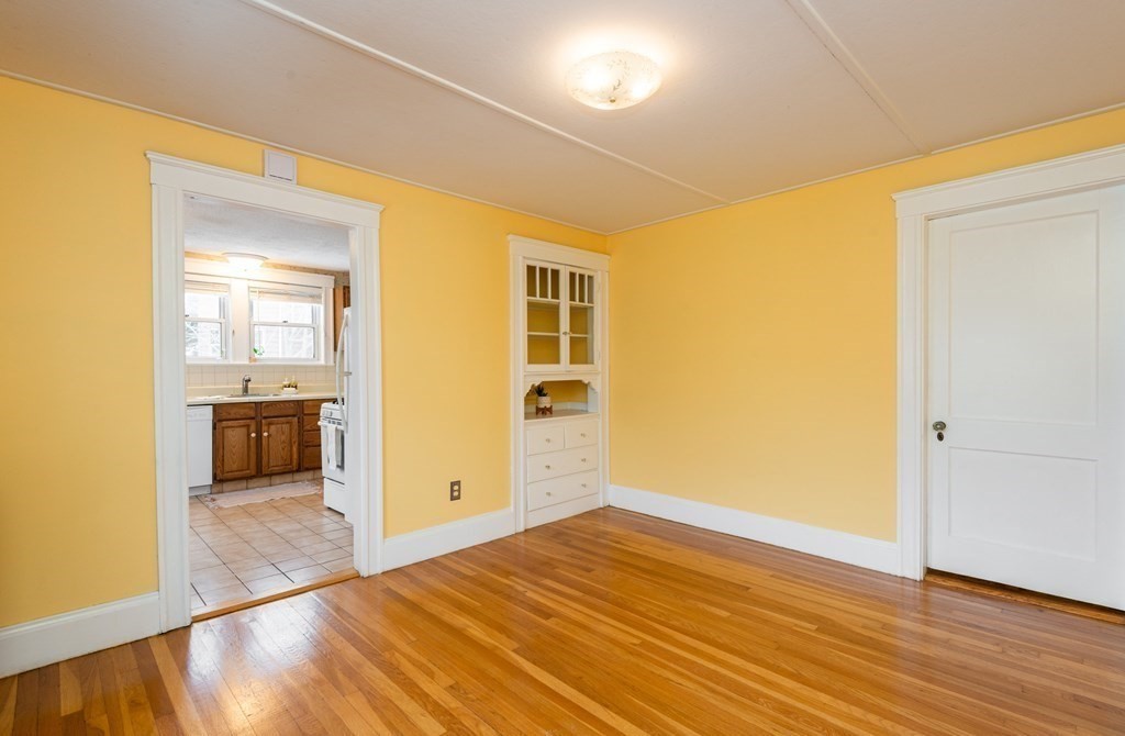 20 Burpee Road, Unit 20 Swampscott, MA 01907 - Photo 16 of 42 Gallery Image 16