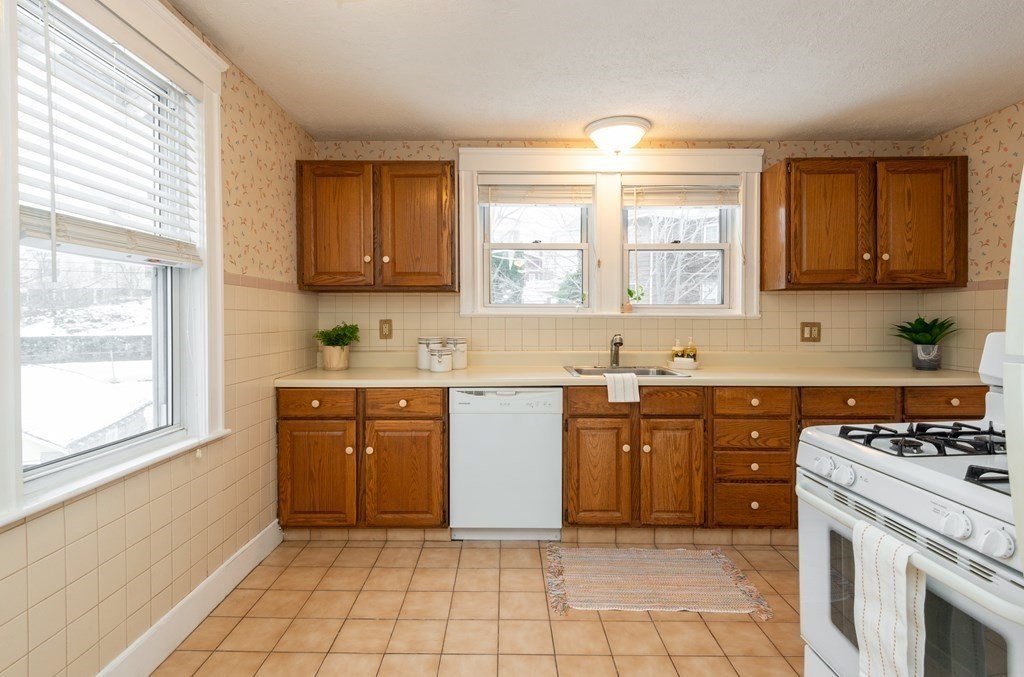 20 Burpee Road, Unit 20 Swampscott, MA 01907 - Photo 18 of 42 Gallery Image 18