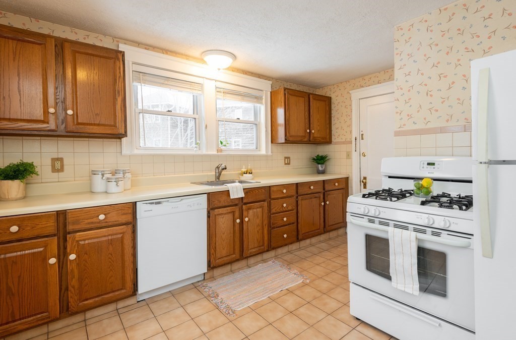 20 Burpee Road, Unit 20 Swampscott, MA 01907 - Photo 20 of 42 Gallery Image 20