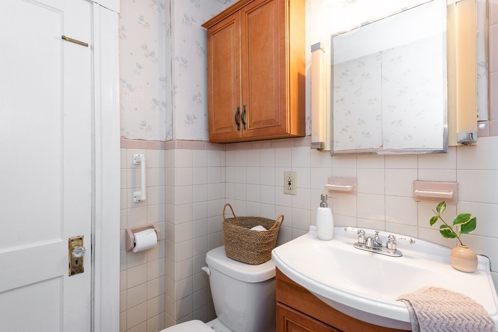 20 Burpee Road, Unit 20 Swampscott, MA 01907 - Photo 25 of 42 Gallery Image 25
