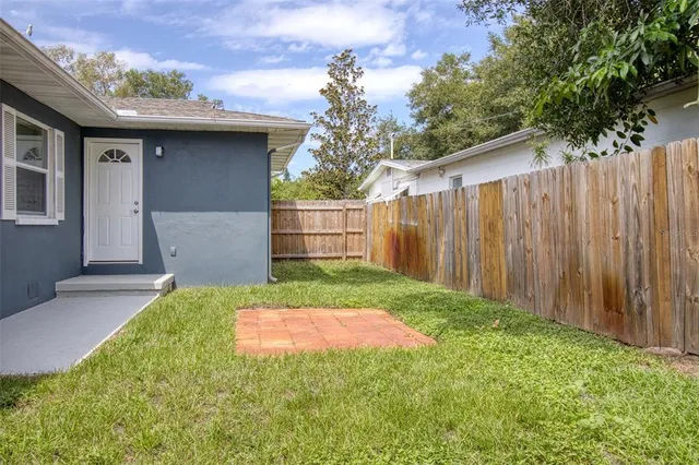 $2,875 | 555 54th Street North, St. Petersburg, FL 33710