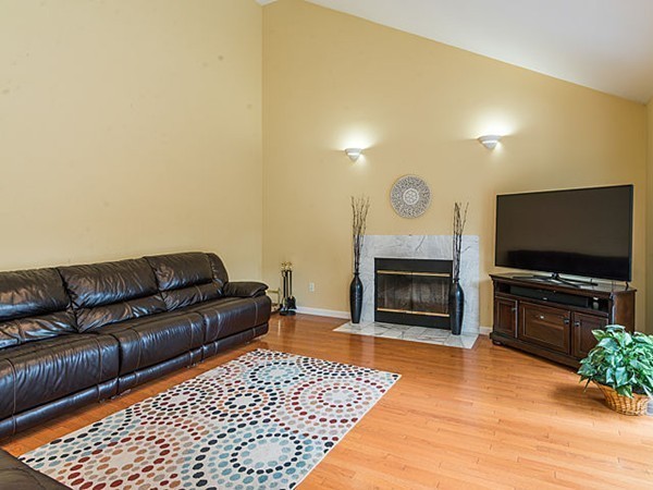 28 Sherbrooke Road Newton, MA 02458 - Photo 7 of 20 Gallery Image 7