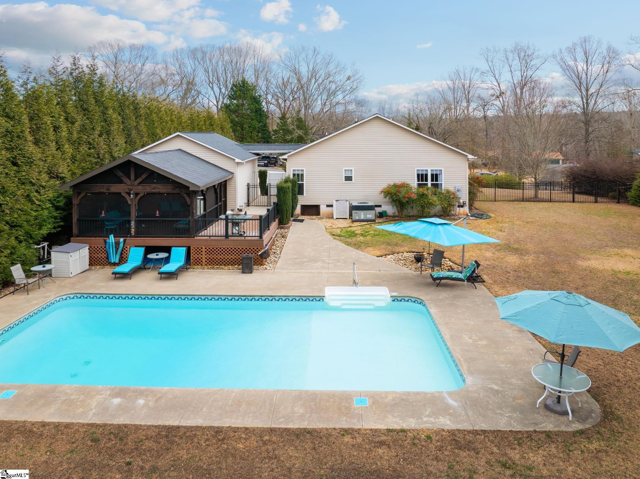 1322 A Shadow Lane Anderson, SC 29625 - Photo 5 of 43