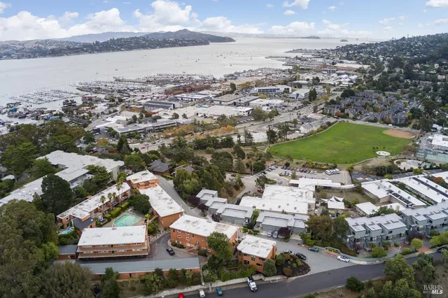 $430,000 | 118 Stanford Way, Sausalito, CA 94965