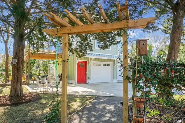 $3,000 | 1354 Bluebird Drive, Mount Pleasant, SC 29464