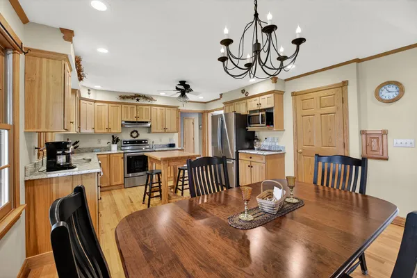 $512,000 | 14 Timberlane Drive, Geneseo, IL 61254
