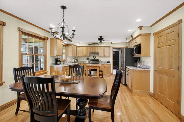 $512,000 | 14 Timberlane Drive, Geneseo, IL 61254