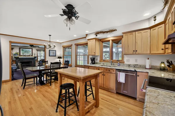 $512,000 | 14 Timberlane Drive, Geneseo, IL 61254