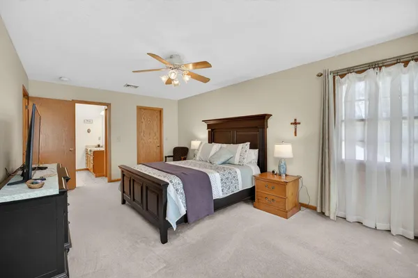 $512,000 | 14 Timberlane Drive, Geneseo, IL 61254