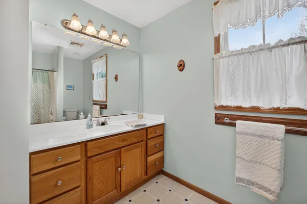 $512,000 | 14 Timberlane Drive, Geneseo, IL 61254