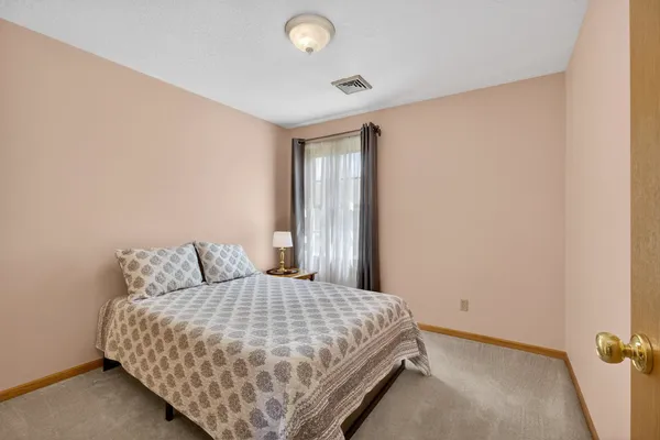 $512,000 | 14 Timberlane Drive, Geneseo, IL 61254