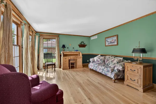 $512,000 | 14 Timberlane Drive, Geneseo, IL 61254
