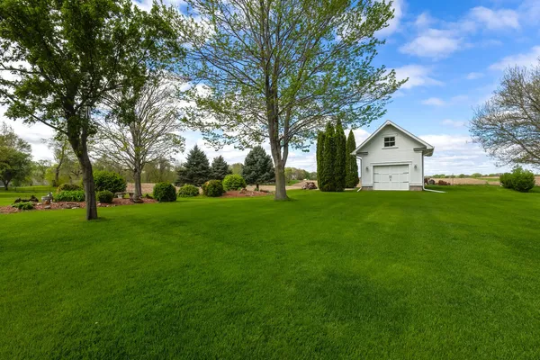$512,000 | 14 Timberlane Drive, Geneseo, IL 61254