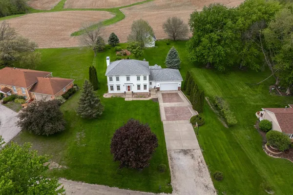 $512,000 | 14 Timberlane Drive, Geneseo, IL 61254