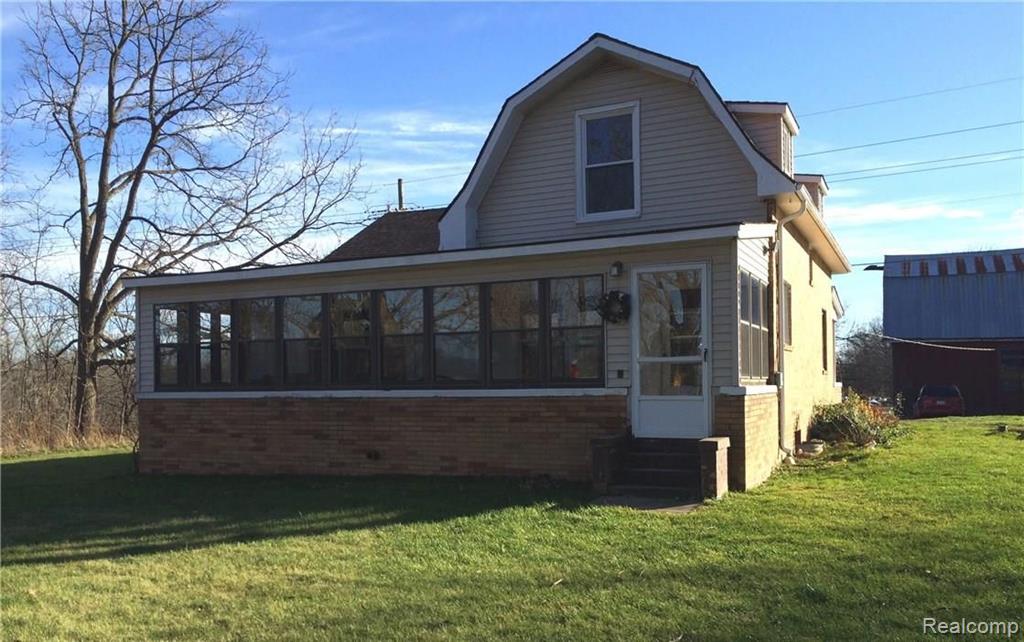 12175 Rattalee Lake Road Davisburg, MI 48350 - Photo 1 of 41