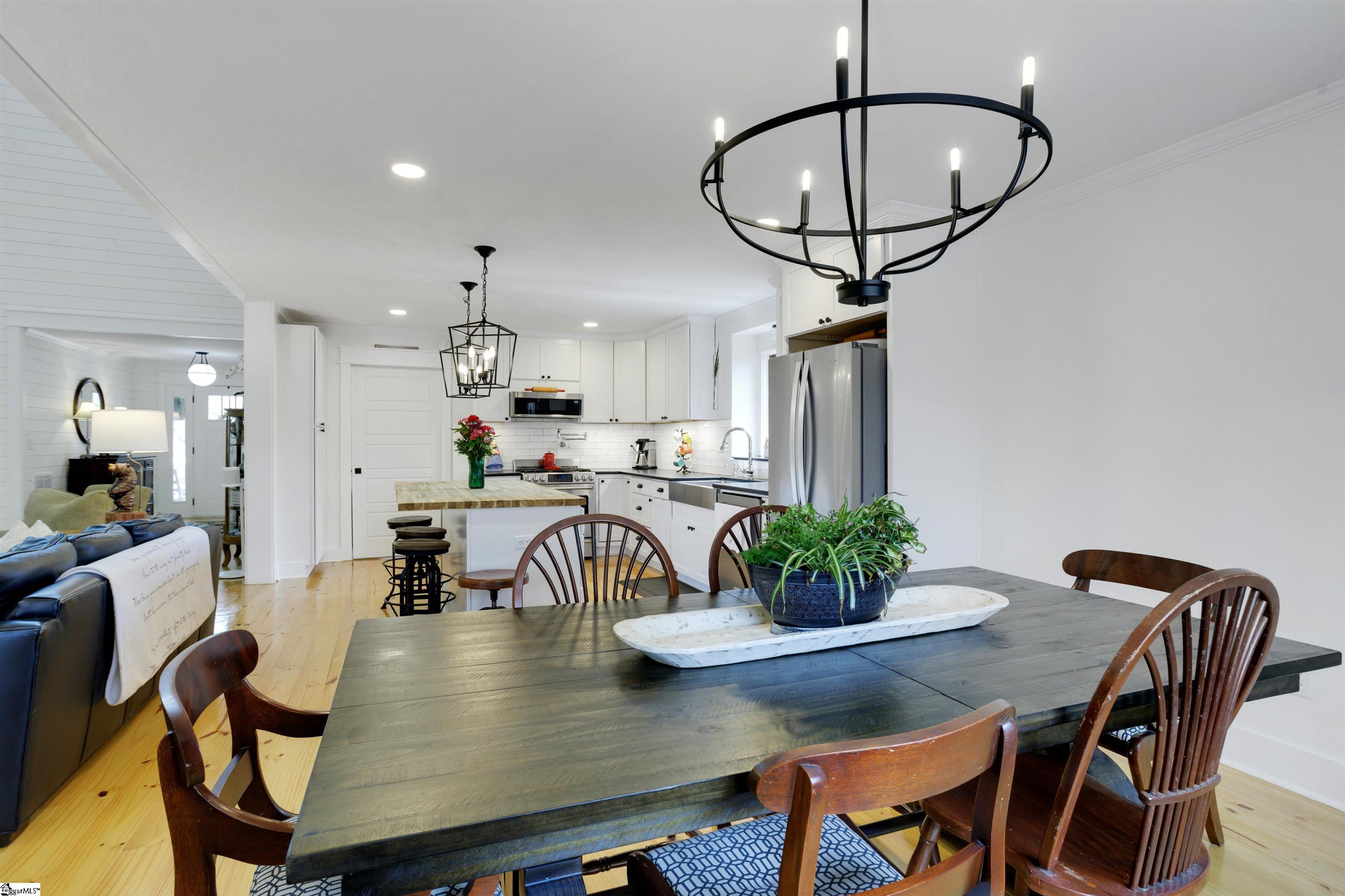 4001 Sandy Flat Road Greenville, SC 29609 - Photo 9 of 36 Gallery Image 9