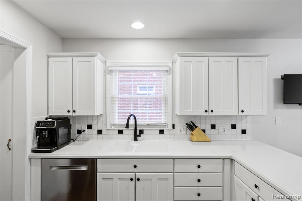 1604 Mansfield Road Birmingham, MI 48009 - Photo 5 of 30