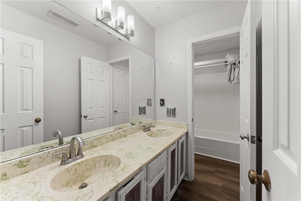 6500 Gaines Ferry Road, Unit H9 Flowery Branch, GA 30542 - Photo 19 of 29