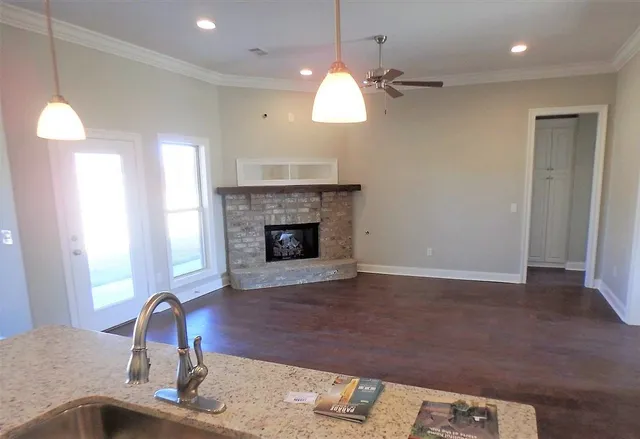 $2,450 | 125 Woodscape Drive, Canton, MS 39046