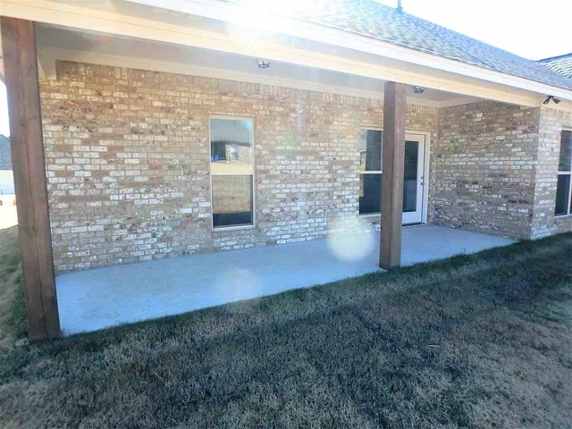 $2,450 | 125 Woodscape Drive, Canton, MS 39046