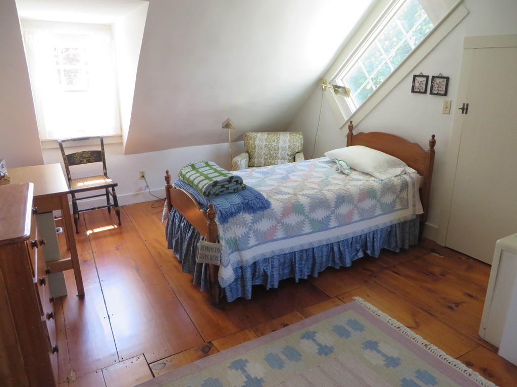 782 Colrain Road Greenfield, MA 01301 - Photo 21 of 30 Gallery Image 21
