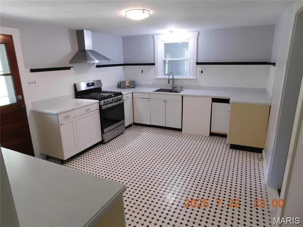 $329,900 | 127 Front Street, Labadie, MO 63055