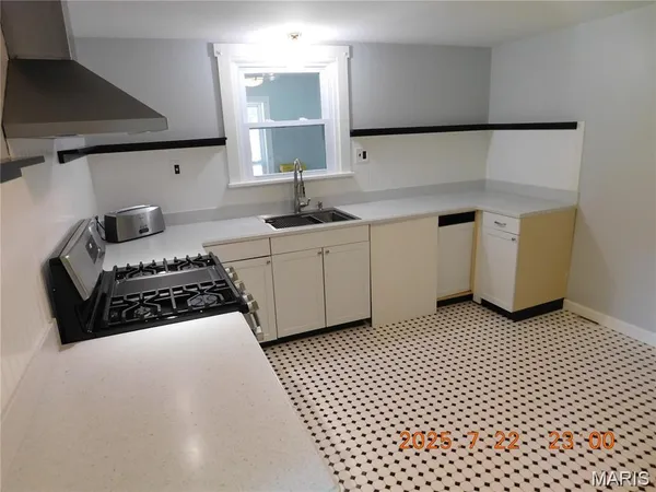 $329,900 | 127 Front Street, Labadie, MO 63055