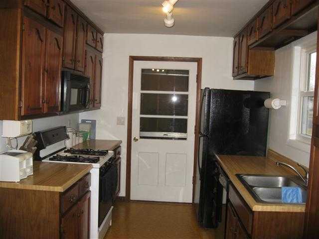 401 Devonshire Road Washington, IL 61571 - Photo 12 of 15 Gallery Image 12