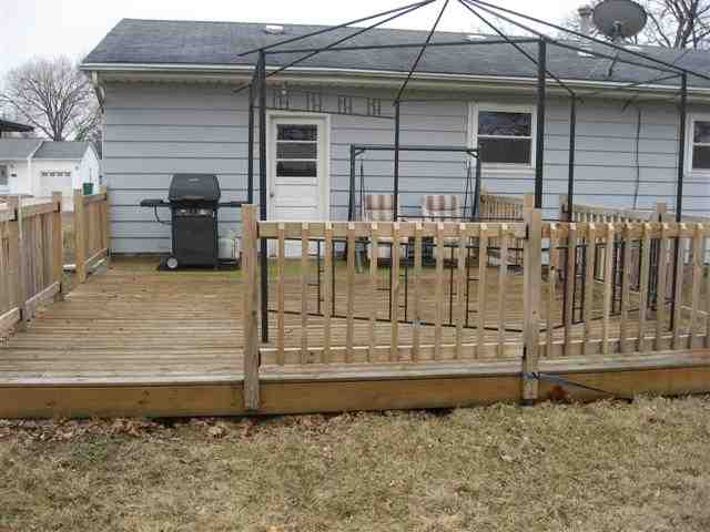 401 Devonshire Road Washington, IL 61571 - Photo 4 of 15 Gallery Image 4