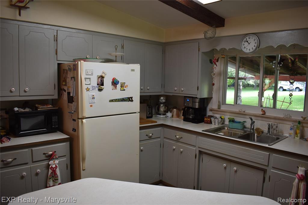 7710 Sparling Road Goodells, MI 48027 - Photo 8 of 19