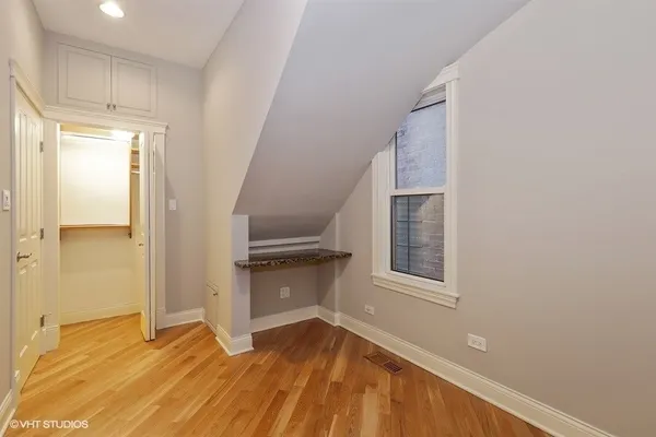 $4,100 | 1538 West George Street, Unit 2, Chicago, IL 60657