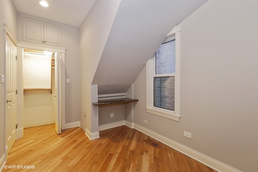 1538 West George Street, Unit 2 Chicago, IL 60657 - Photo 6 of 13