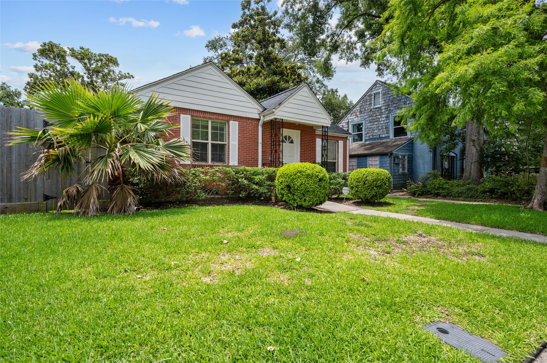 2311 Addison Road Houston, TX 77030 - Photo 2 of 44